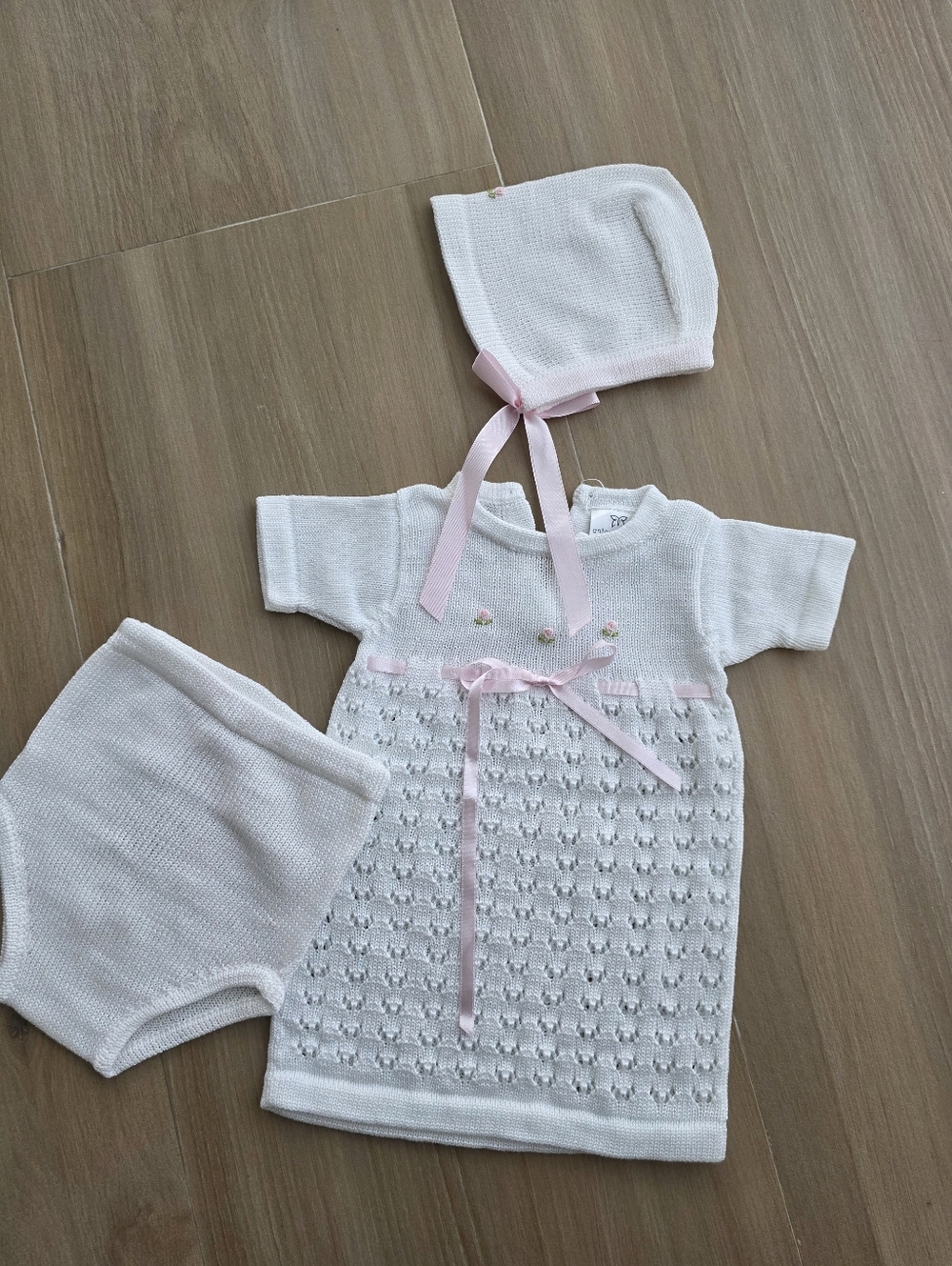 Antonella Kids baby knit set 3-6M – boutique dress + bonnet outfit